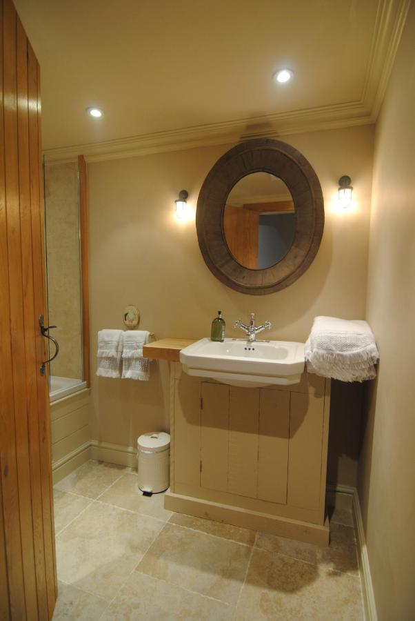 Courtyard Cottages Lymington, 2 Adults Only Exterior foto
